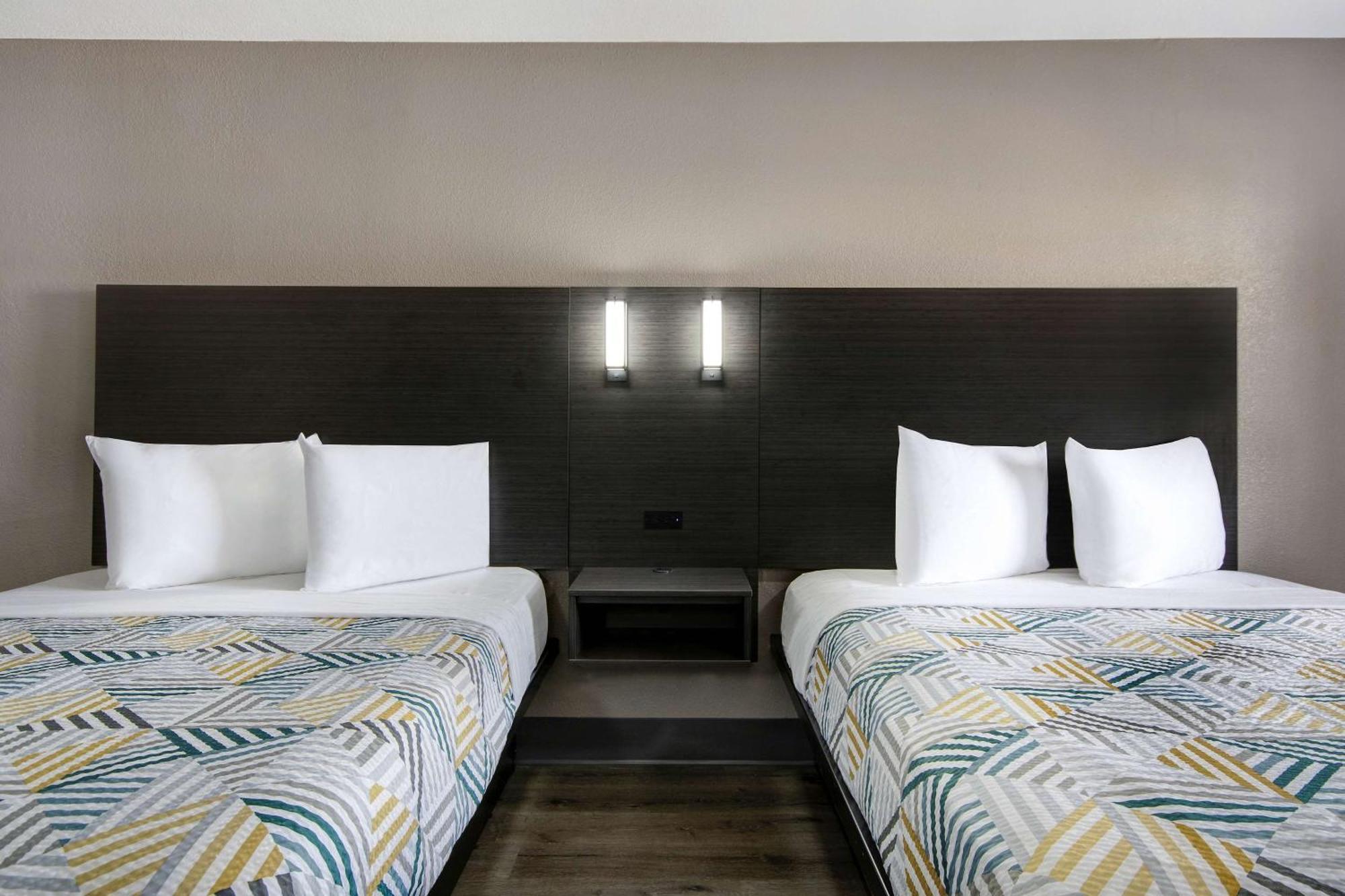 6 Tx Northwest Medical Center Hotel 3*